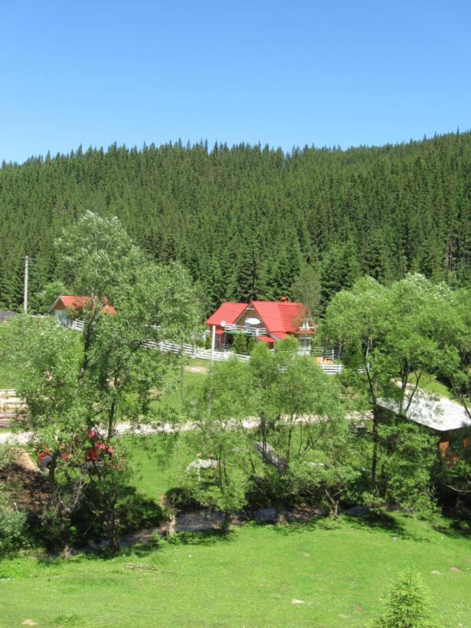 Podina Guest House Gyálukaluluj Kültér fotó