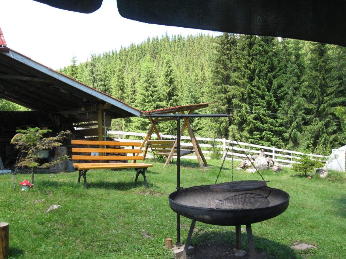 Podina Guest House Gyálukaluluj Kültér fotó