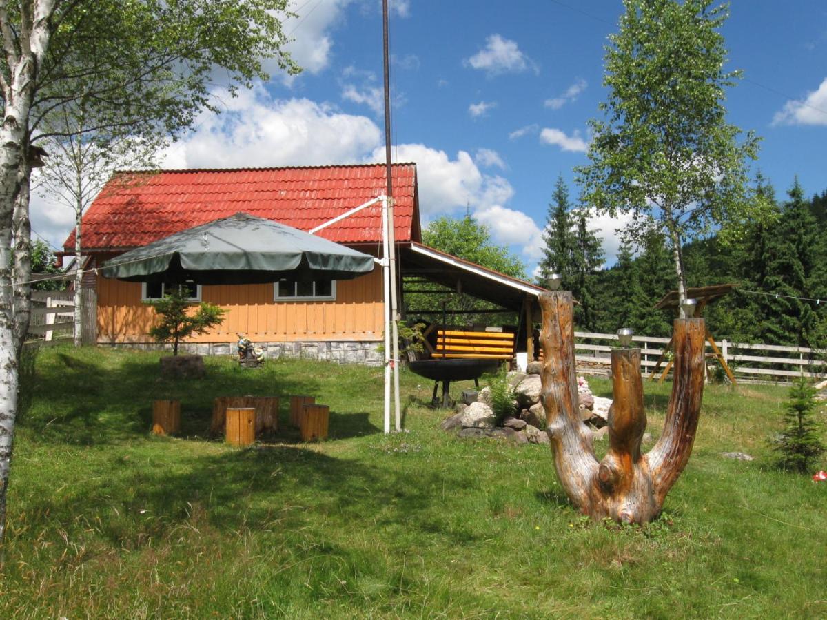 Podina Guest House Gyálukaluluj Kültér fotó